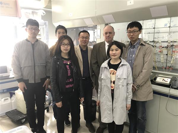 美國(guó)科學(xué)院院士、MIT教授、著名高